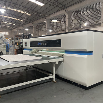 écran tactile automatique de 2400mm Hemming Station For Mattress 380V 50Hz